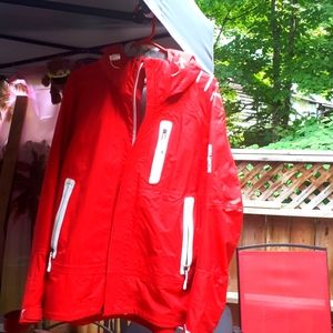 A coat for alpin ski